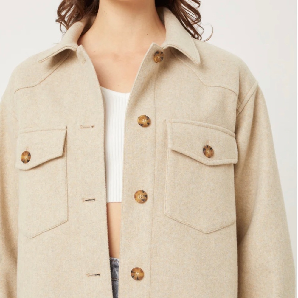 Women’s oversized shacket